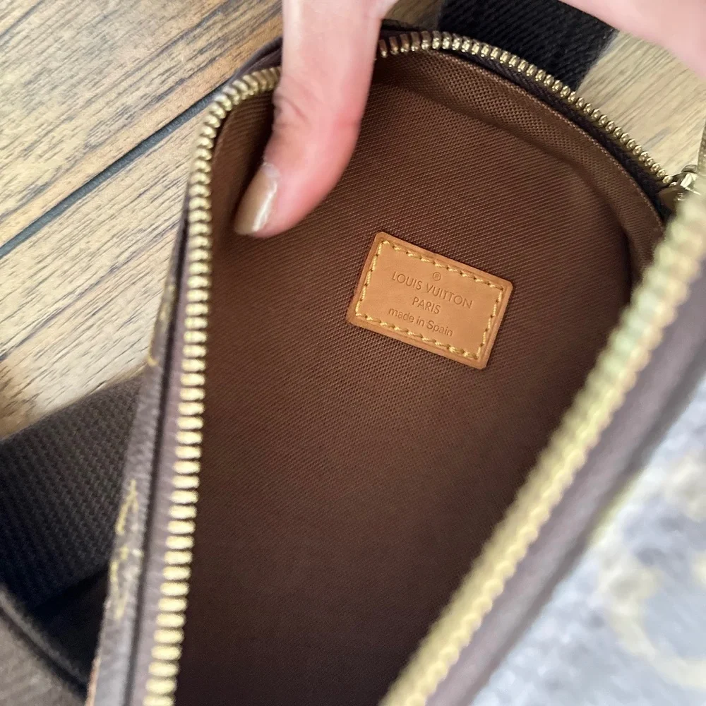 Louis Vuitton Gange Monogram Crossbody - Picture 8 of 16